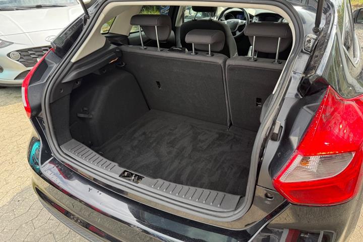 Sort Ford Focus fra 2013