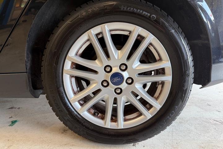 Sort Ford Focus fra 2013