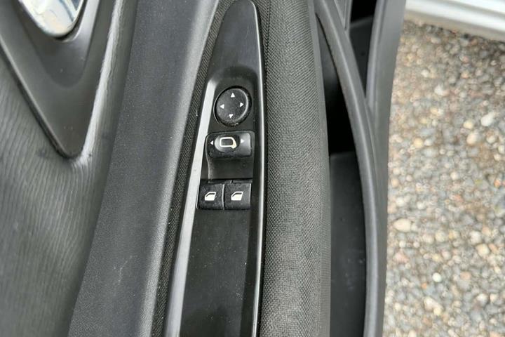 Grå Citroën C4 fra 2006