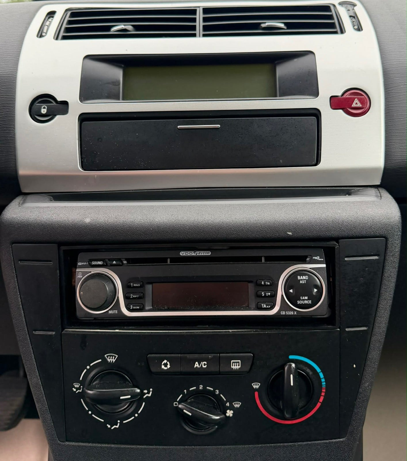 Grå Citroën C4 fra 2006