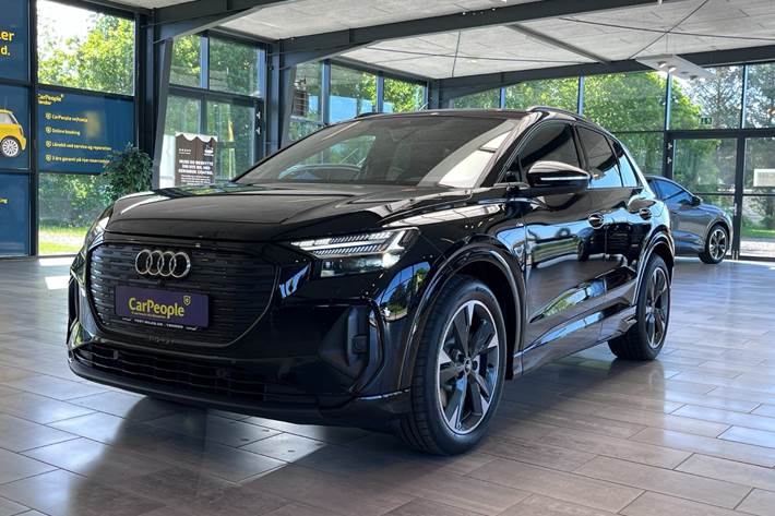 Sort Audi Q4 e-tron fra 2026