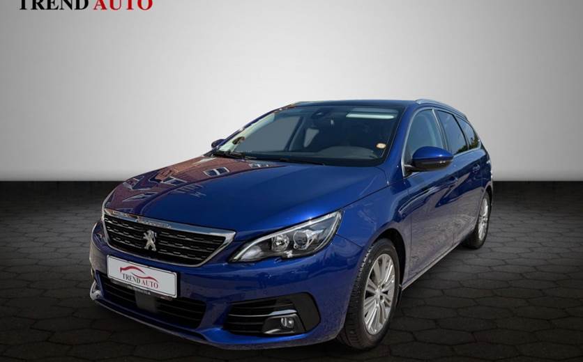 Peugeot 308 1,2 PureTech 130 Selection Sky