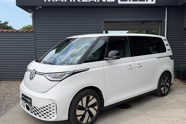 Hvid VW ID.Buzz fra 2024 set udefra