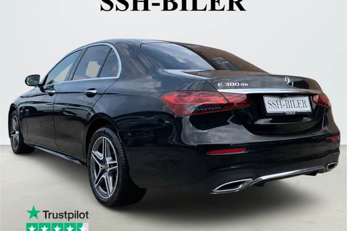 Sort Mercedes E300 de fra 2021