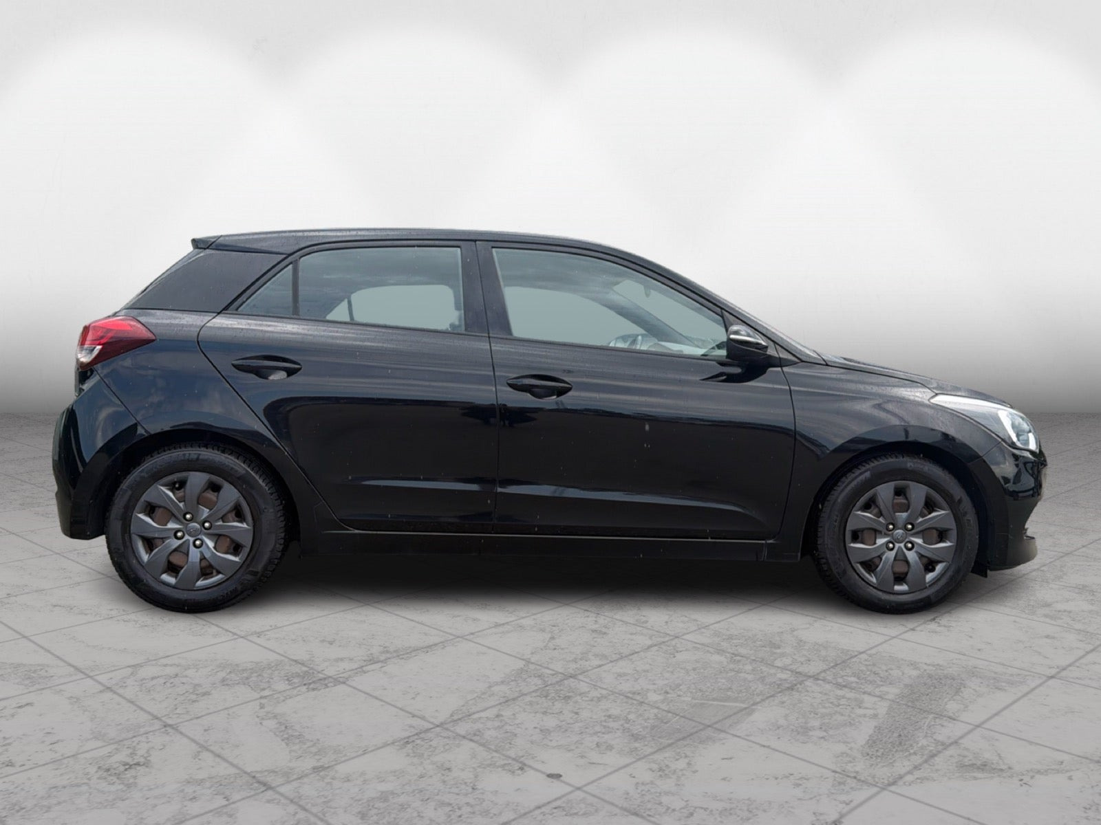 Sort Hyundai i20 fra 2017