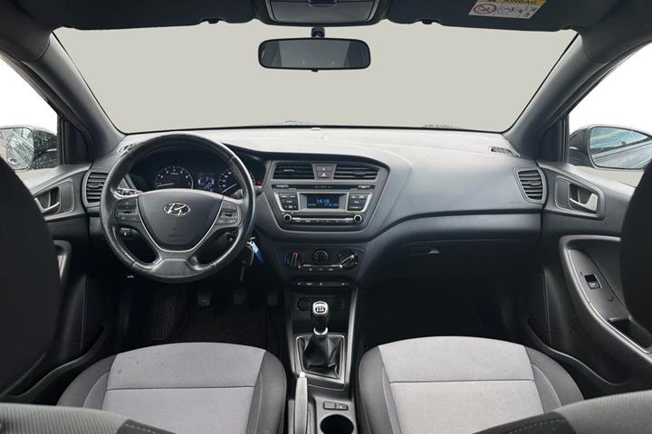 Sort Hyundai i20 fra 2017