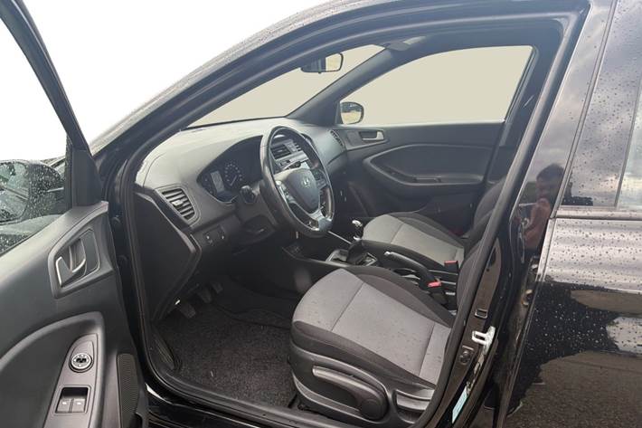 Sort Hyundai i20 fra 2017