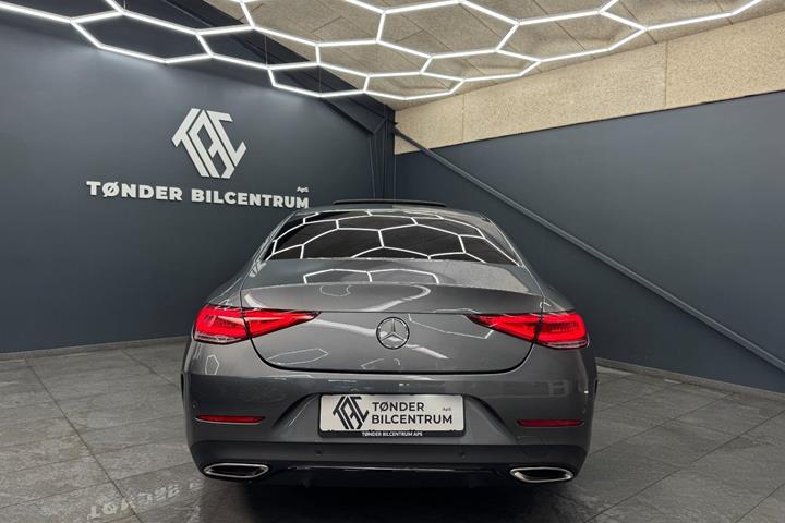 Grå Mercedes CLS450 fra 2018 set udefra