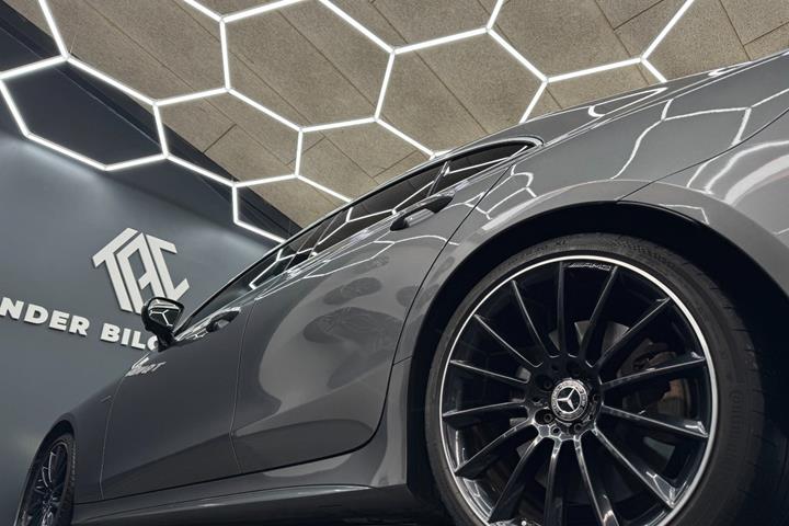 Grå Mercedes CLS450 fra 2018 set udefra