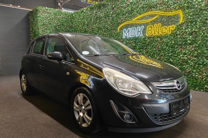 undefined Opel Corsa fra 2012 set udefra