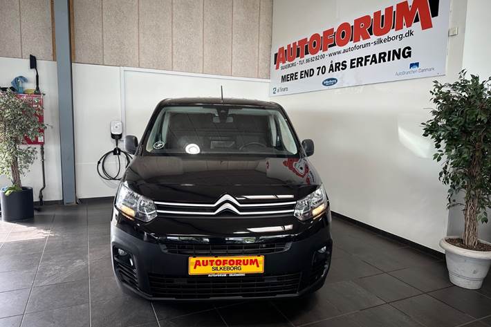 Sort Citroën Berlingo fra 2019