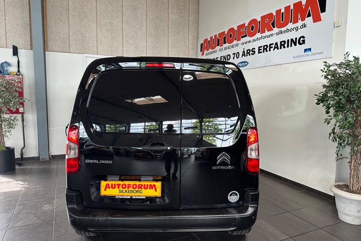 Sort Citroën Berlingo fra 2019