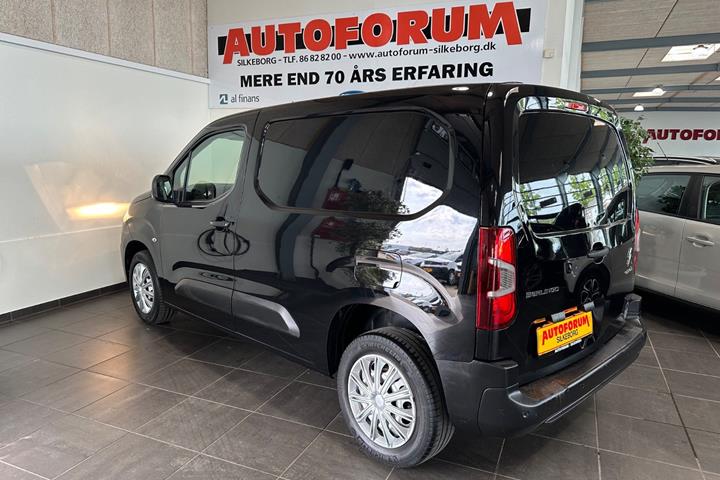 Sort Citroën Berlingo fra 2019