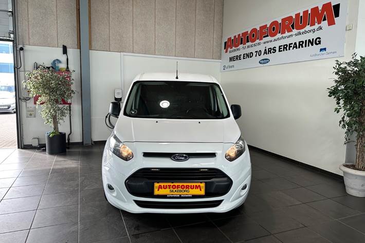 Hvid Ford Transit Connect fra 2018
