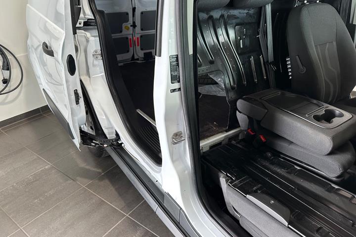 Hvid Ford Transit Connect fra 2018