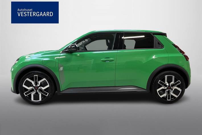 Grøn Renault 5 E-Tech fra 2025