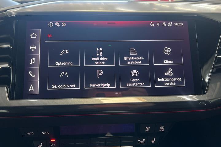 Hvid Audi Q4 e-tron fra 2024
