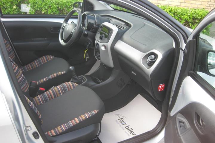 Sølv Citroën C1 fra 2015