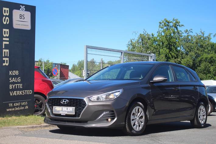 Brun Hyundai i30 fra 2019
