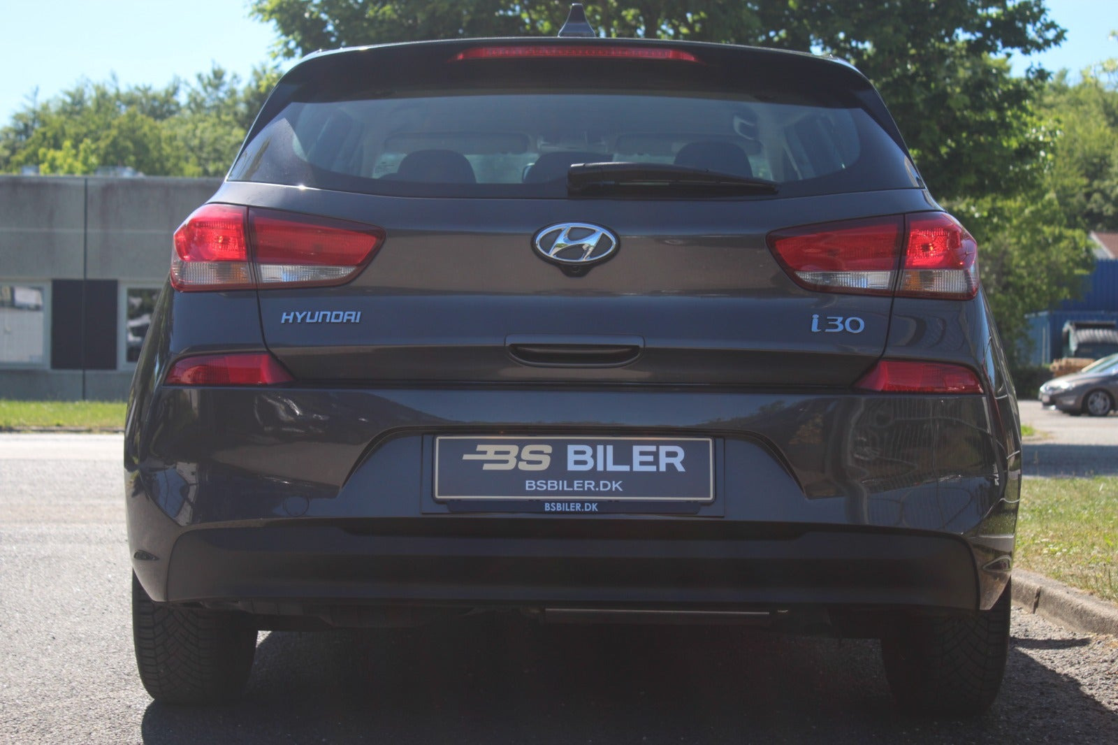 Brun Hyundai i30 fra 2019