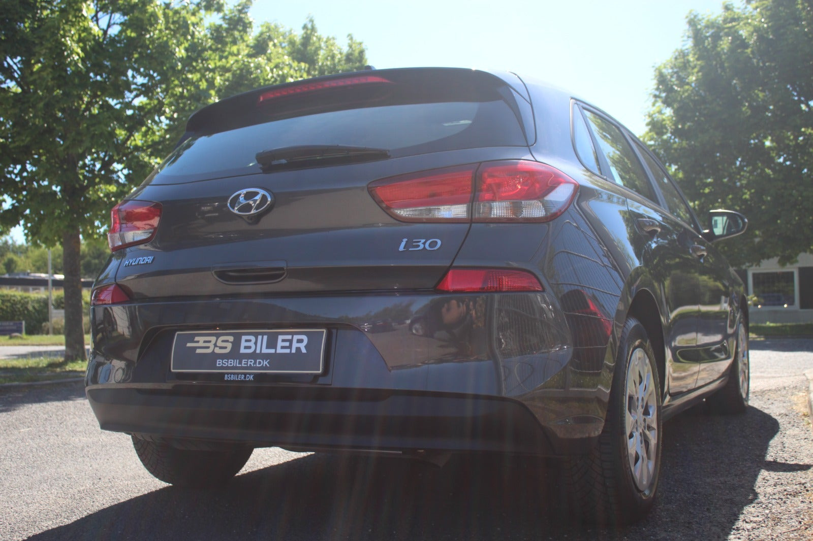Brun Hyundai i30 fra 2019