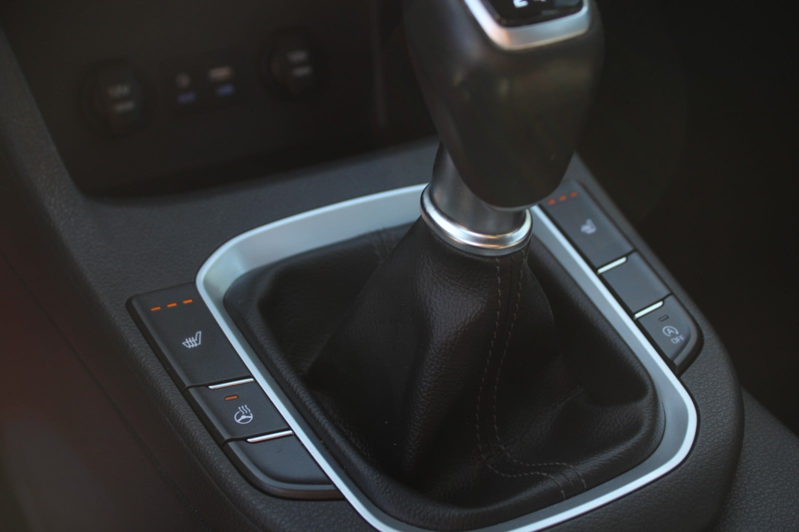 Brun Hyundai i30 fra 2019