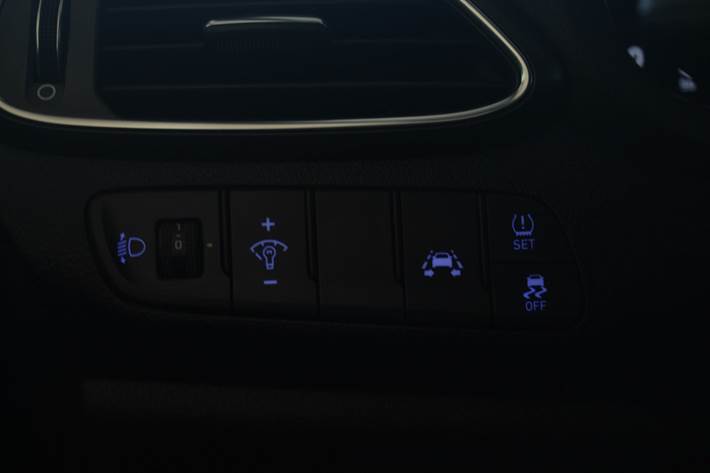 Brun Hyundai i30 fra 2019