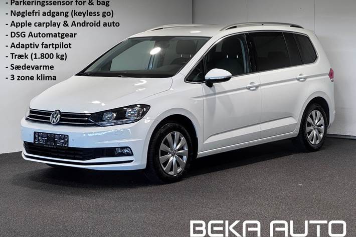 Hvid VW Touran fra 2019