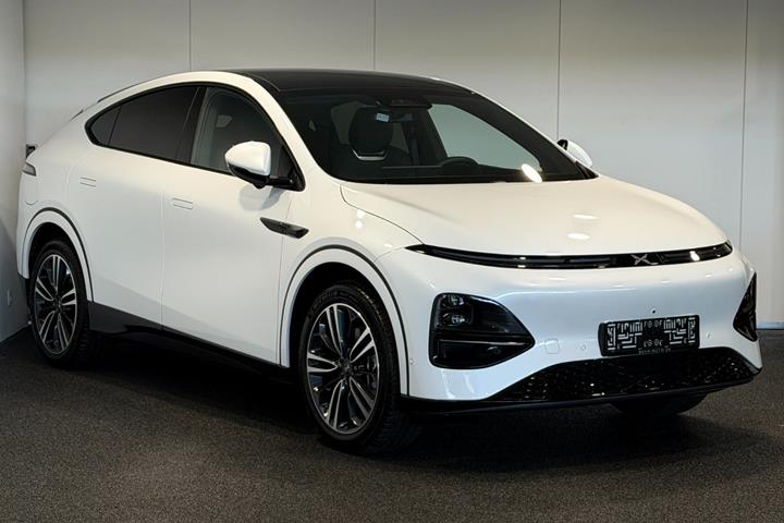 Hvid Xpeng G6 fra 2025