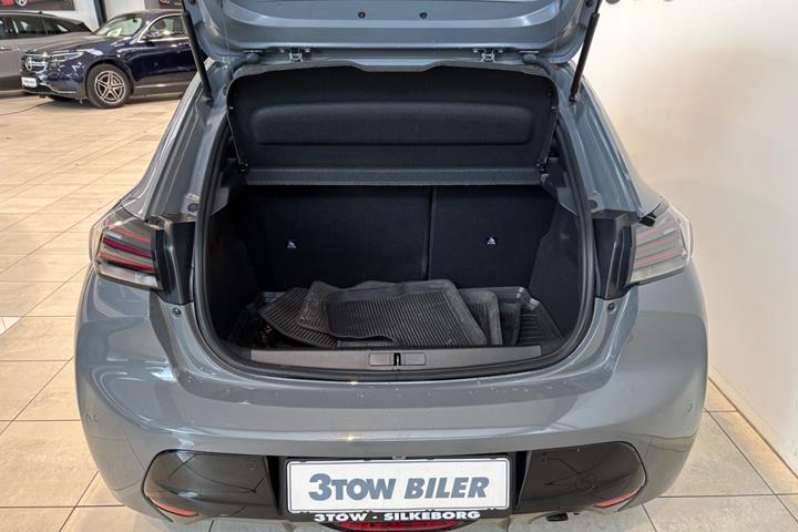 undefined Peugeot 208 fra 2024