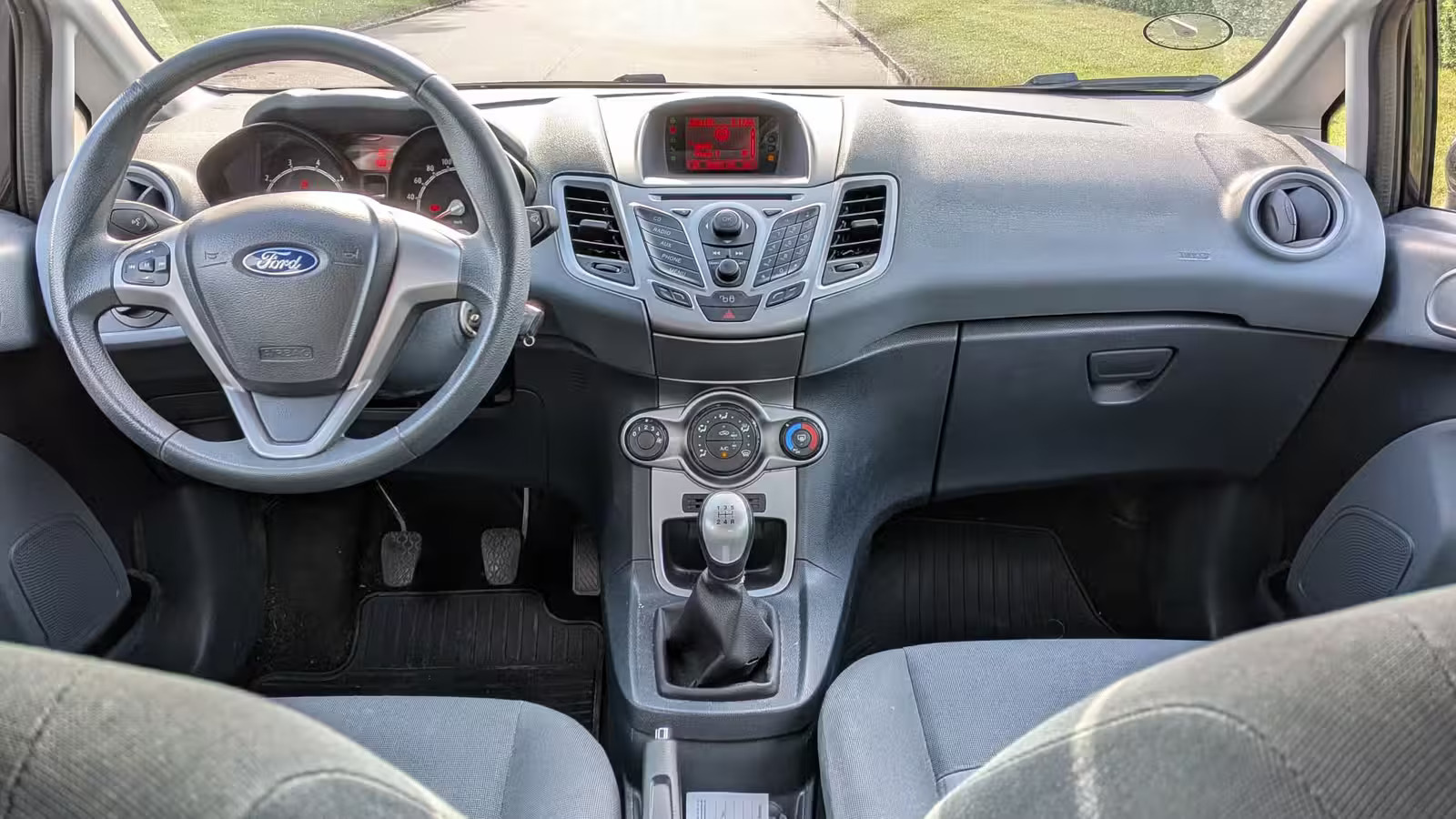 Sort Ford Fiesta fra 2011