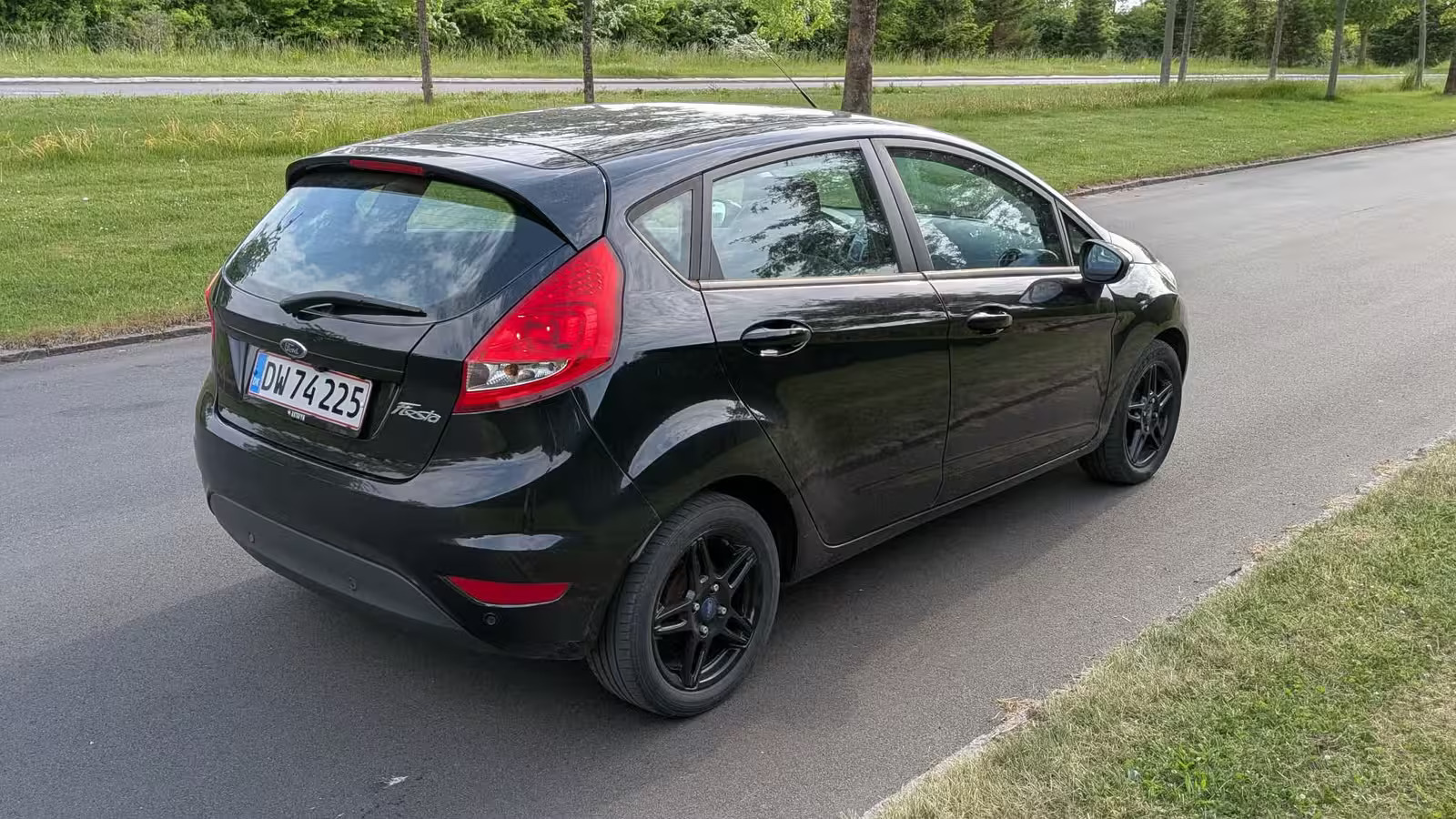 Sort Ford Fiesta fra 2011