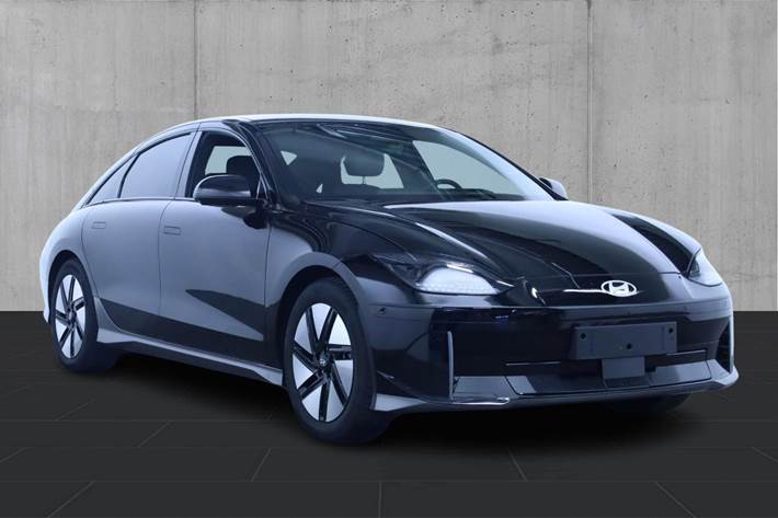 Sort Hyundai Ioniq 6 fra 2025