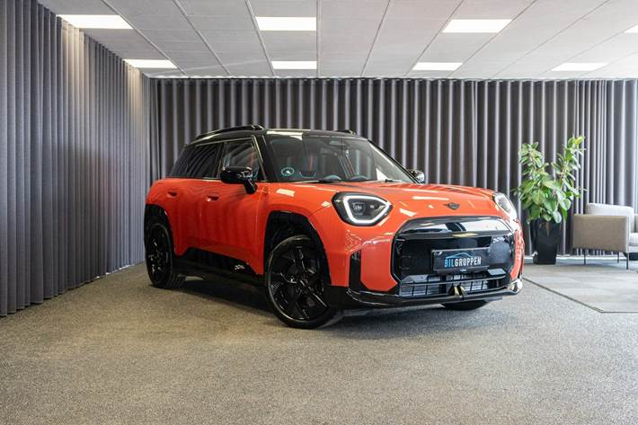 Rød Mini Aceman E fra 2025