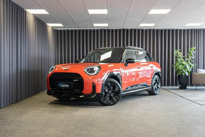 Rød Mini Aceman E fra 2025