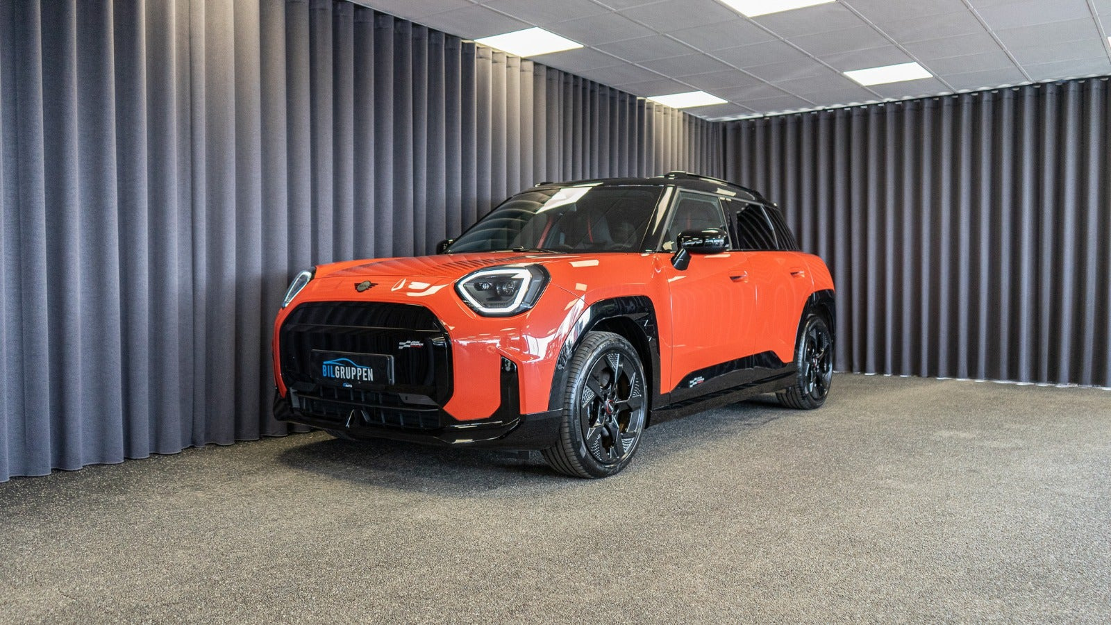 Orange Mini Aceman E fra 2025