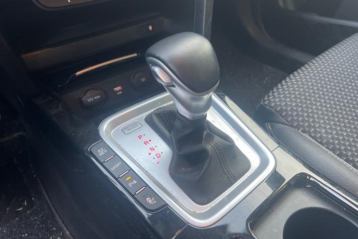 Hvid Kia Ceed fra 2021