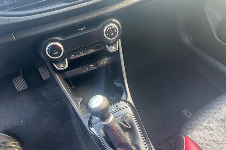 Hvid Kia Picanto fra 2018