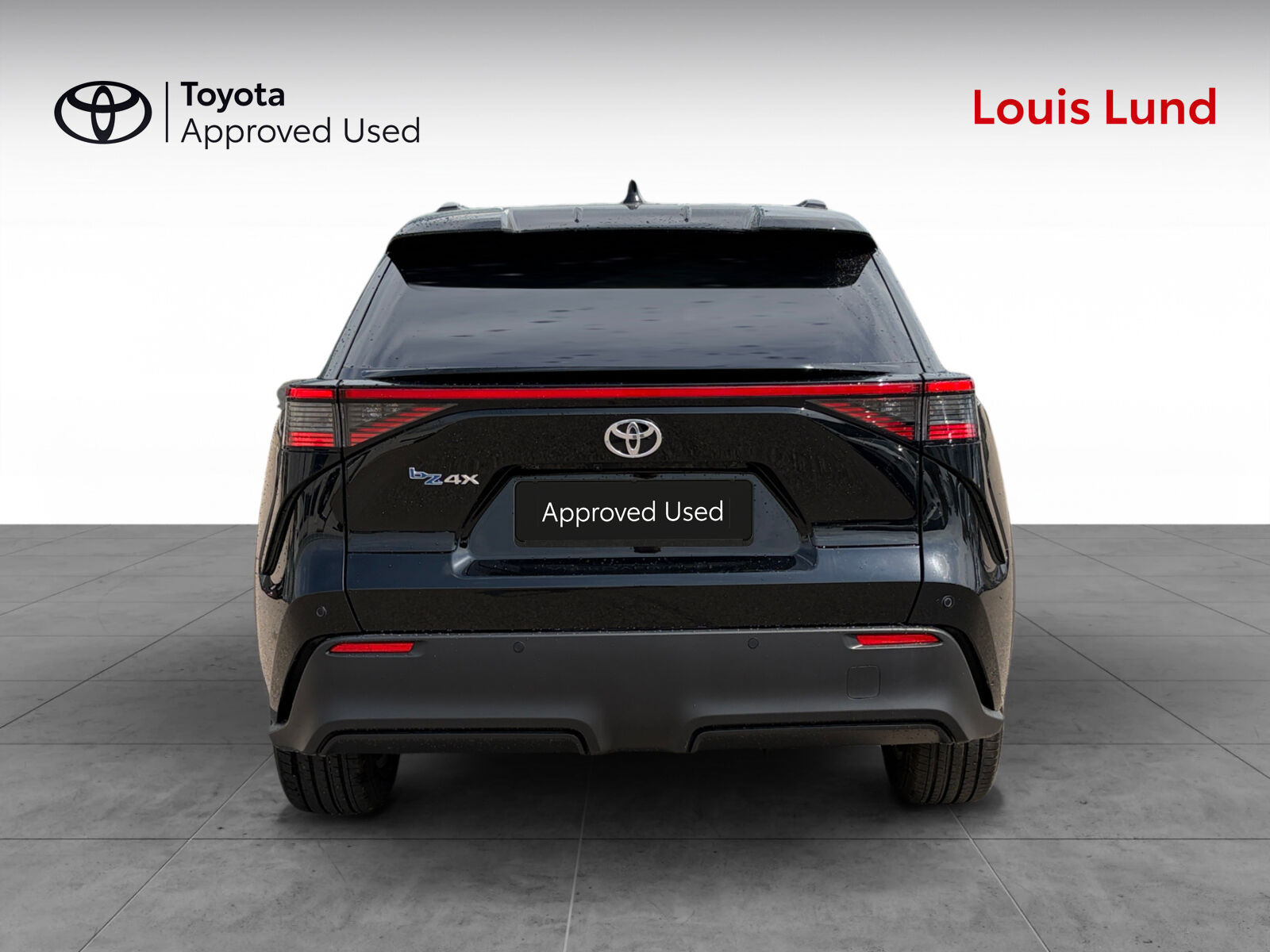 Sort Toyota BZ4X fra 2024