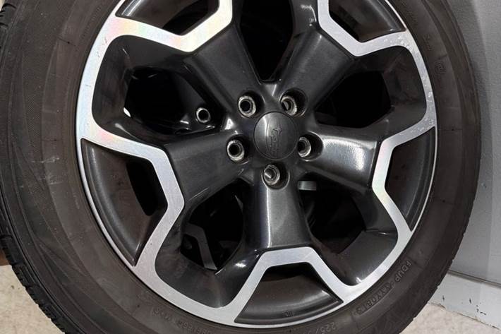 Hvid Subaru XV fra 2015