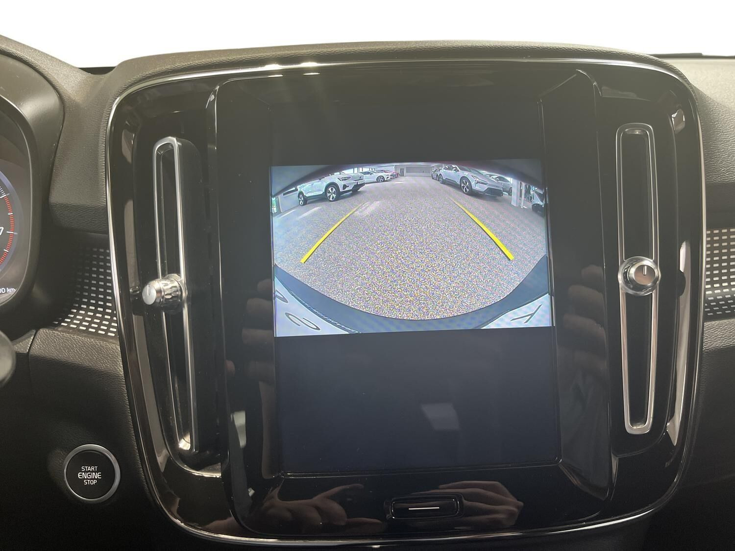 Rød Volvo XC40 fra 2021