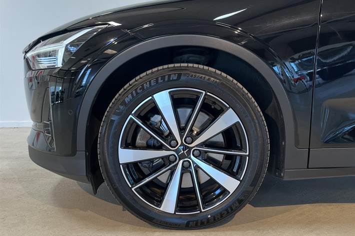 Sort Polestar 2 fra 2021