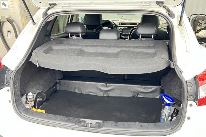 Hvid Nissan Qashqai fra 2016