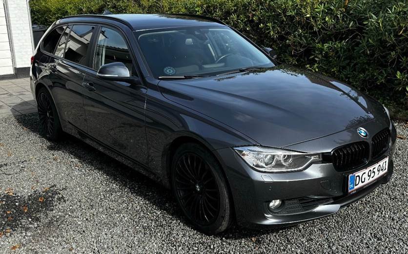 BMW 320i 2,0 Touring aut.
