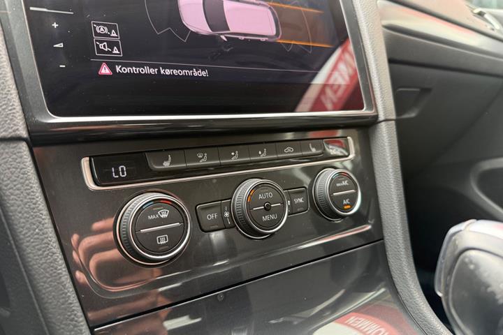 Grå VW e-Golf VII fra 2020