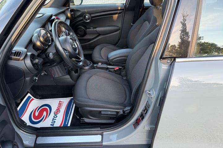 undefined Mini Cooper fra 2015