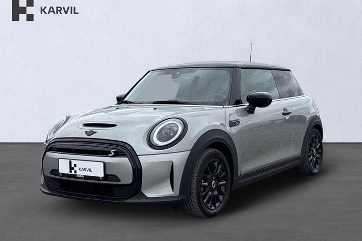Sølv Mini Cooper SE fra 2022 set udefra