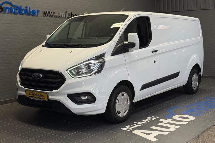 Hvid Ford Transit Custom 300 L2 fra 2022 set udefra