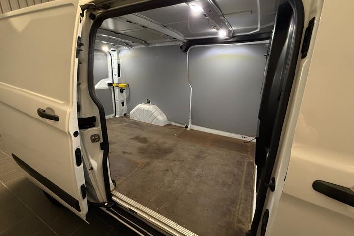 Hvid Ford Transit Custom 300 L2 fra 2022