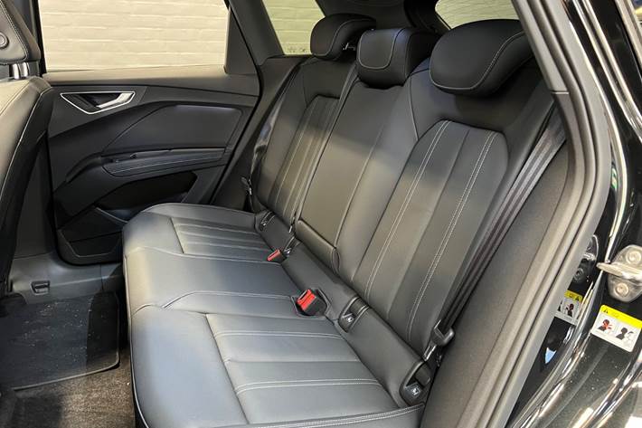 Sort Audi Q4 e-tron fra 2026